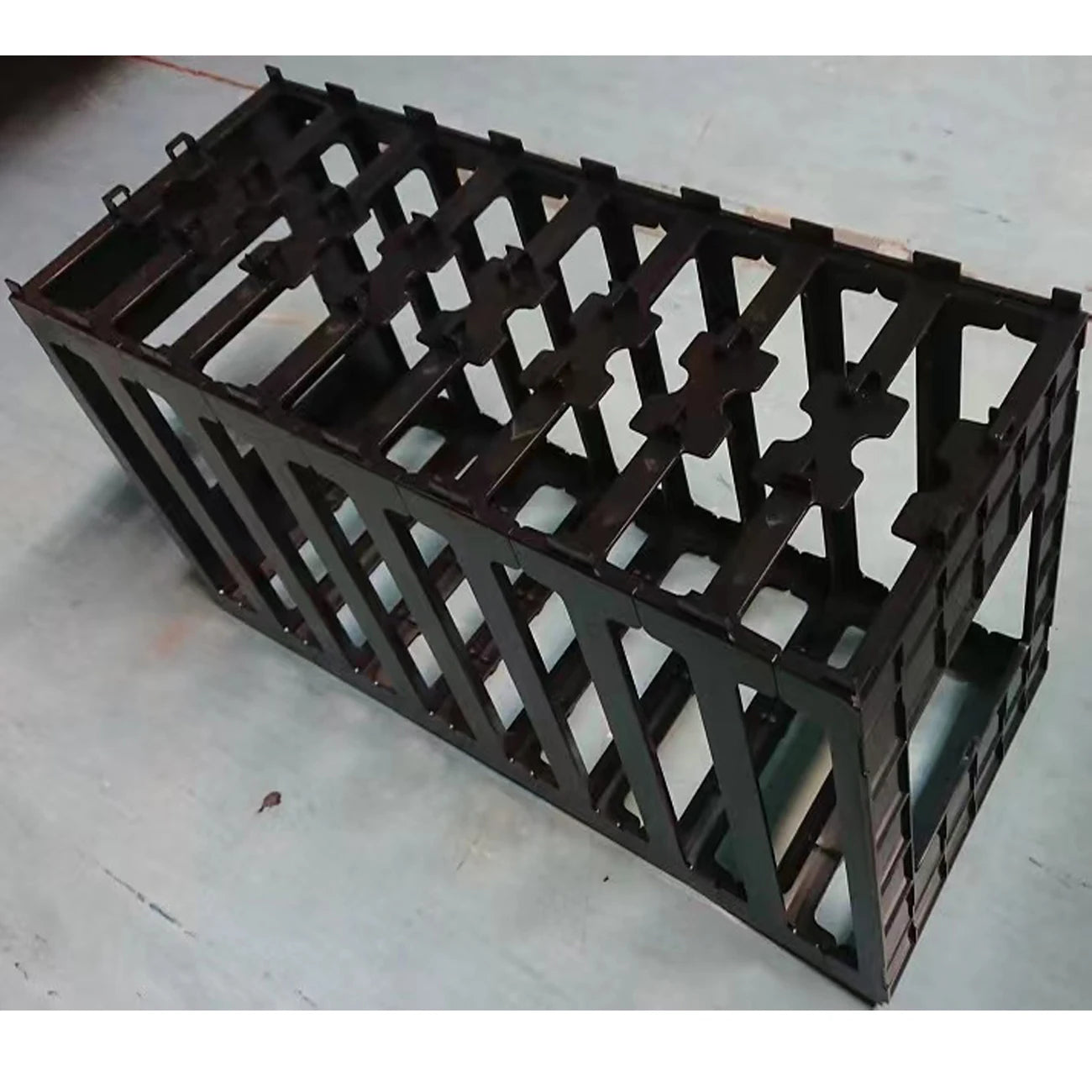 Plastic Holder for 4x Prismatic LFP Cells